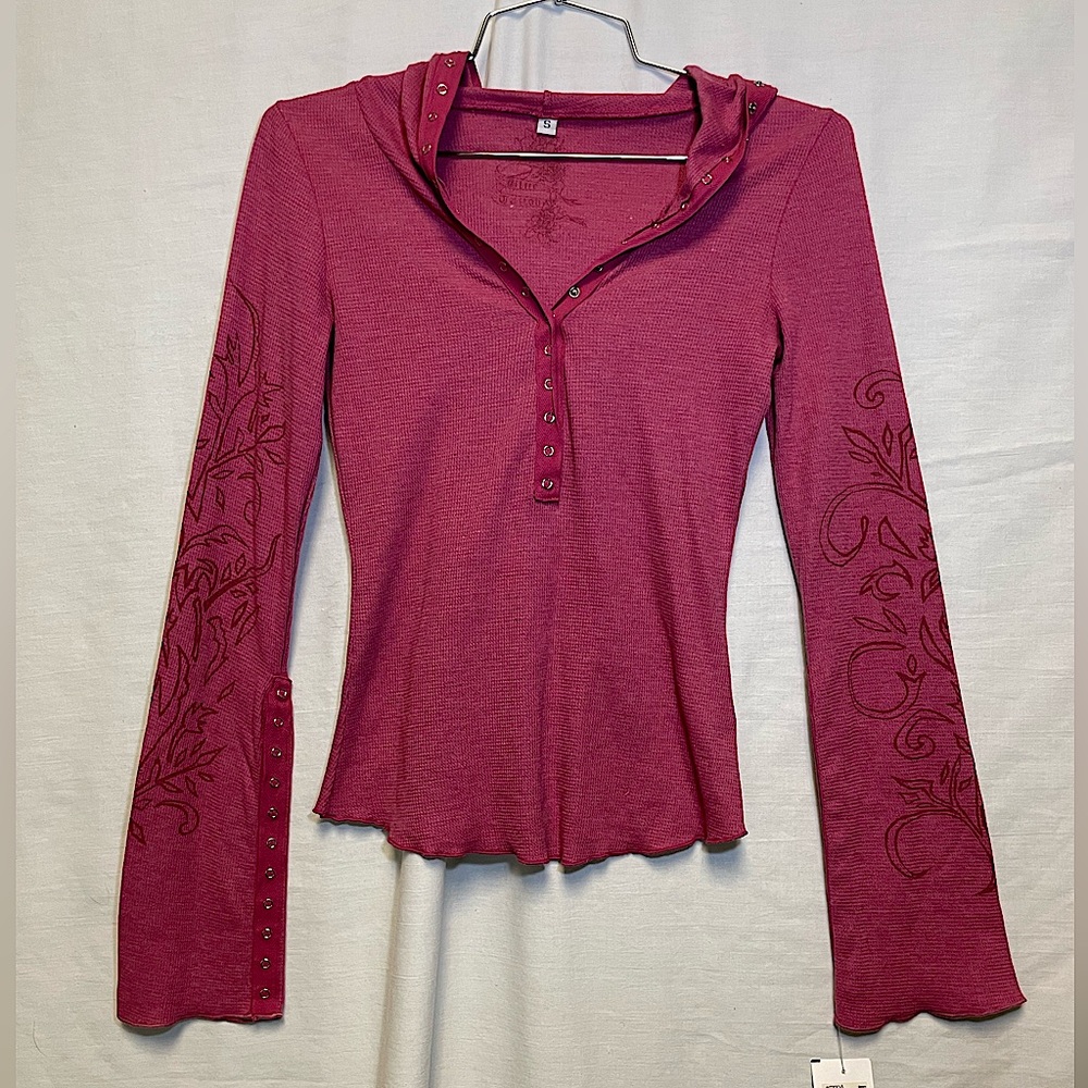 COPY - NWT Macy’s Long Sleeve Top Size S
